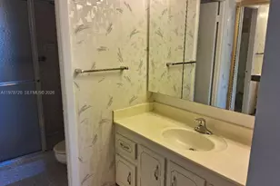 1300 St Charles Pl, Pembroke Pines, FL 33026 - Photo 17