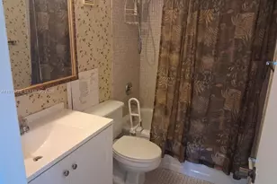 1300 St Charles Pl, Pembroke Pines, FL 33026 - Photo 21