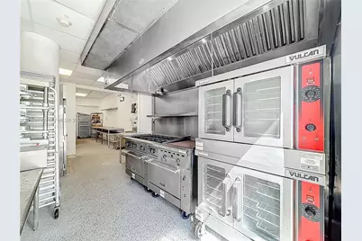 3505 S Ocean Dr, Hollywood, FL 33019 - Photo 31