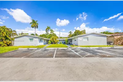 355 NW 32nd St, Oakland Park, FL 33309 - Photo 1