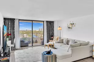 2500 Parkview Dr, Hallandale Beach, FL 33009 - Photo 13