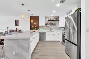 2500 Parkview Dr, Hallandale Beach, FL 33009 - Photo 9