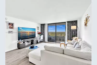 2500 Parkview Dr #1108, Hallandale Beach, FL 33009 - Photo 15