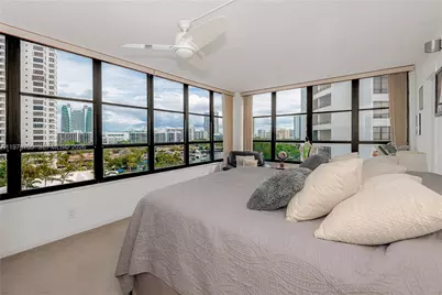 600 Three Islands Blvd #612, Hallandale Beach, FL 33009 - Photo 21
