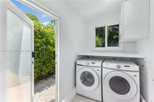 741 NE 87th St, Miami, FL 33138 - Photo 15