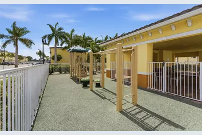 4032 NW 11th St, Lauderhill, FL 33313 - Photo 29
