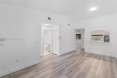 2930 SE 12 Rd #204-31, Homestead, FL 33035 - Photo 13