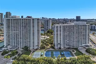 2500 Parkview Dr, Hallandale Beach, FL 33009 - Photo 41