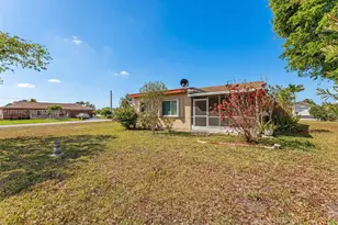 7000 NW 95th Terrace, Tamarac, FL 33321 - Photo 5