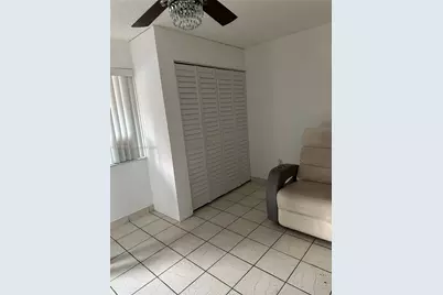 2194 W 60th St #22213, Hialeah, FL 33016 - Photo 1