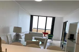 2555 Collins Ave, Miami Beach, FL 33140 - Photo 11