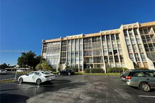 851 Three Islands Boulevard, Hallandale Beach, FL 33009 - Photo 19