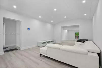 1262 SW 15th Ter, Miami, FL 33145 - Photo 5