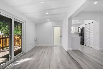 1262 SW 15th Ter, Miami, FL 33145 - Photo 13