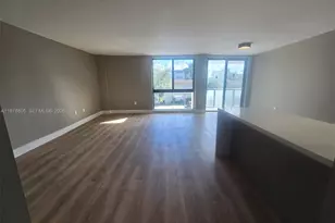 9800 W Bay Harbor Dr, Bay Harbor Islands, FL 33154 - Photo 3