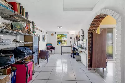 2048 NE 180th St, North Miami Beach, FL 33162 - Photo 9