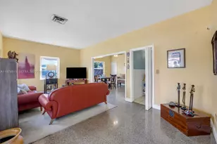 2048 NE 180th St, North Miami Beach, FL 33162 - Photo 5