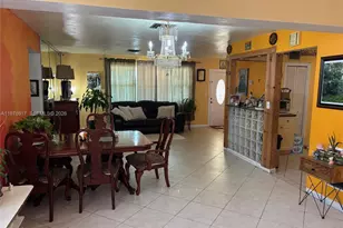 8471 NW 16th St, Pembroke Pines, FL 33024 - Photo 3