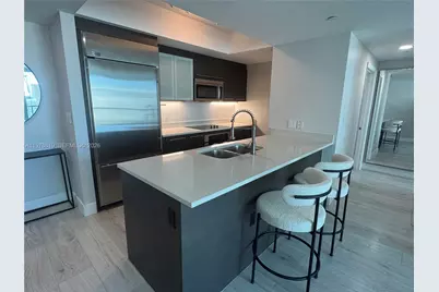 500 Brickell Ave #3803, Miami, FL 33131 - Photo 3