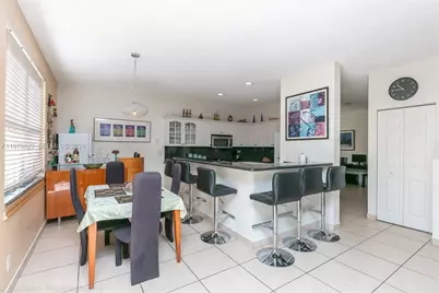 1032 Silktree Ln, Weston, FL 33327 - Photo 7