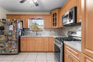 8380 SW 154th Ave, Kendall, FL 33193 - Photo 3