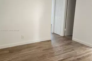 10037 Winding Lake Rd, Sunrise, FL 33351 - Photo 9