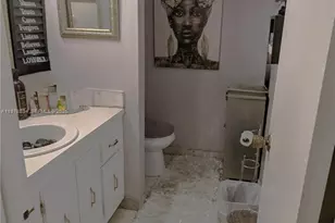 5716 NW 19th St, Lauderhill, FL 33313 - Photo 13