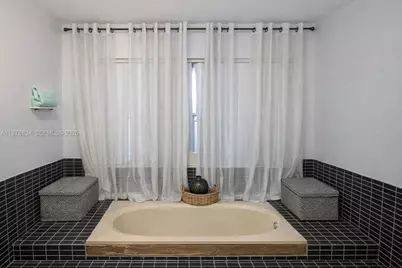 5716 NW 19th St #18, Lauderhill, FL 33313 - Photo 21