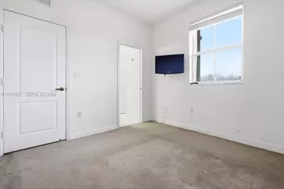 8730 NW 110th Ave, Doral, FL 33178 - Photo 25