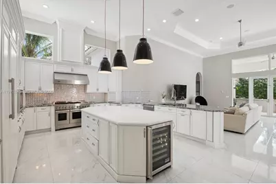 12922 Grand Oaks Dr, Davie, FL 33330 - Photo 9