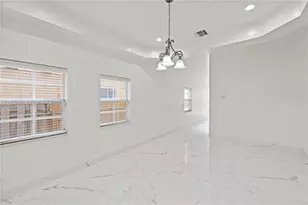 819 SW 7th Ave, Fort Lauderdale, FL 33315 - Photo 11