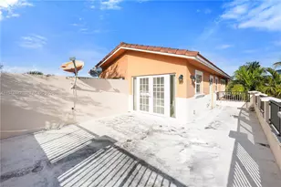 819 SW 7th Ave, Fort Lauderdale, FL 33315 - Photo 45