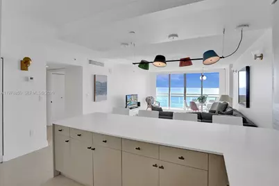 6917 Collins Ave #915, Miami Beach, FL 33141 - Photo 25