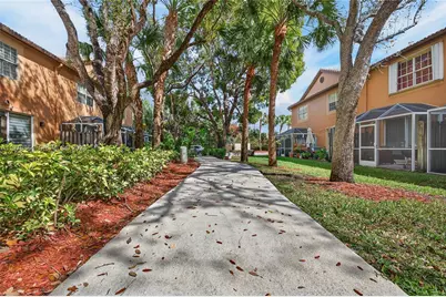 1594 Barcelona Way #5-18, Weston, FL 33327 - Photo 39