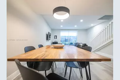 1594 Barcelona Way #5-18, Weston, FL 33327 - Photo 15