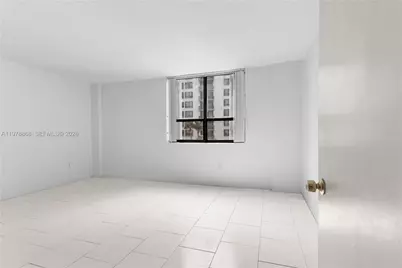 10185 Collins Ave #410, Bal Harbour, FL 33154 - Photo 19