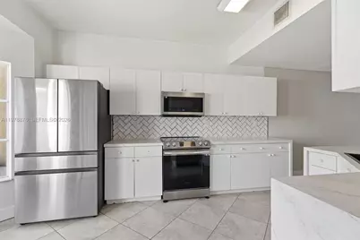 9000 W Flagler St #7, Miami, FL 33174 - Photo 5
