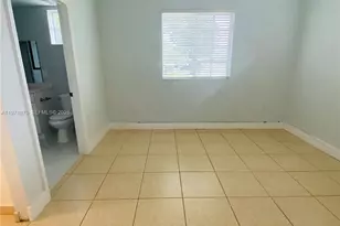 17415 NW 75th Pl, Hialeah, FL 33015 - Photo 11