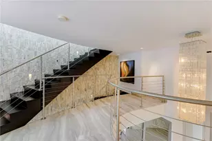 18201 E Collins Ave, Sunny Isles Beach, FL 33160 - Photo 25