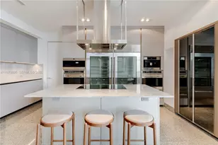 18201 E Collins Ave, Sunny Isles Beach, FL 33160 - Photo 17