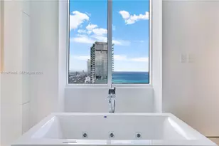 18201 E Collins Ave, Sunny Isles Beach, FL 33160 - Photo 55