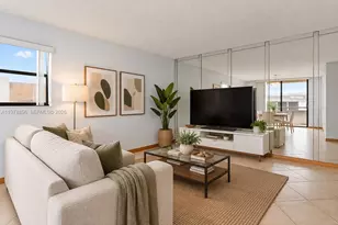 7300 Wayne Ave, Miami Beach, FL 33141 - Photo 5