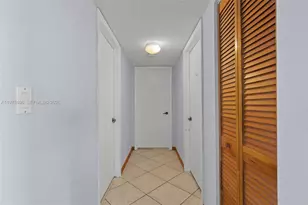 7300 Wayne Ave, Miami Beach, FL 33141 - Photo 9