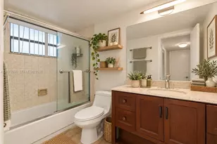 7300 Wayne Ave, Miami Beach, FL 33141 - Photo 21