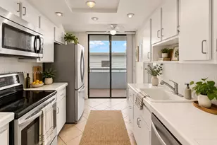 7300 Wayne Ave, Miami Beach, FL 33141 - Photo 13