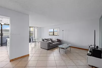 7300 Wayne Ave #217, Miami Beach, FL 33141 - Photo 5