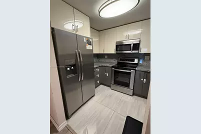 18001 N Bay Rd #403, Sunny Isles Beach, FL 33160 - Photo 5