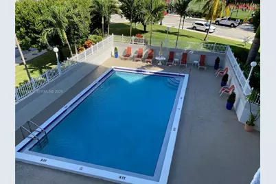 18001 N Bay Rd #403, Sunny Isles Beach, FL 33160 - Photo 25