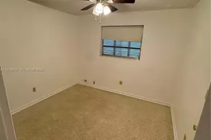 14435 Tabebuia Ln, Miami Lakes, FL 33014 - Photo 9
