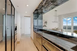 18201 E Collins Ave, Sunny Isles Beach, FL 33160 - Photo 25